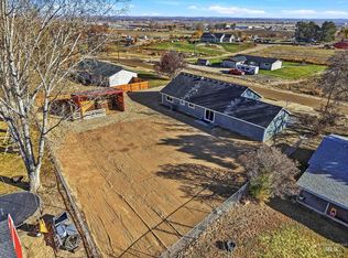 20203 Top Rd, Greenleaf, ID 83626