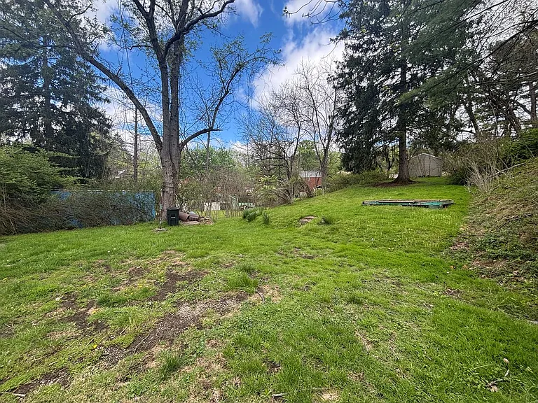 3005 Laketon Rd — Photo 7