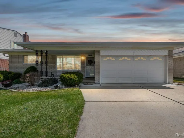 36338 Clifford Dr, Sterling Heights, MI 48312
