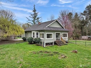 4390 Woods Rd E, Pt Orchard, WA 98366