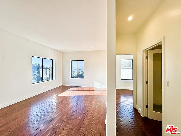 2013 Cyprean Dr — Photo 23