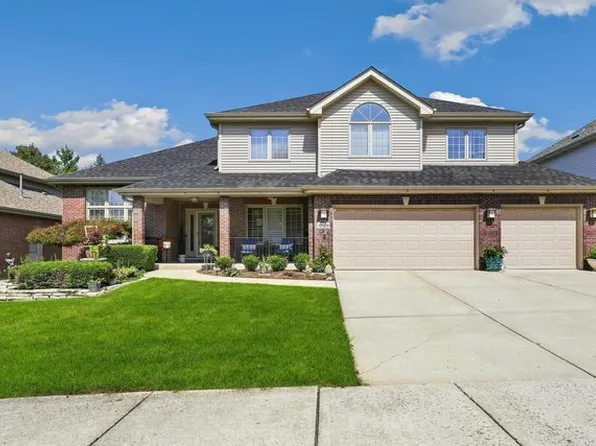 10430 Great Egret Dr, Orland Park, IL 60467