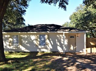 3833 Debra Ln, Lake Charles, LA 70605