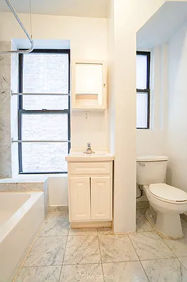 Rented by City Connections Realty | media 33