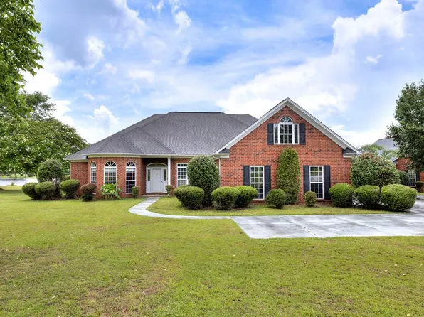 325 E Emerald Lake Dr, Sumter, SC 29153