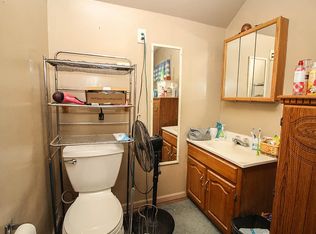 124 S Constantine St #B, Three Rivers, MI 49093