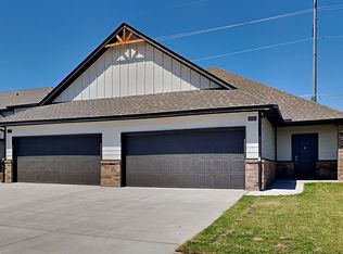 12529 Florence Ln, Yukon, OK 73099