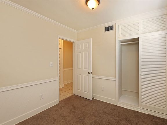 2nd image of 765 NW 200th St