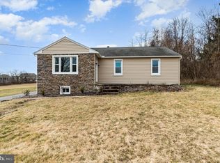 2245 Lambs Gap Rd, Enola, PA 17025