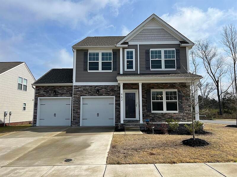 1st image of 962 Von Buren Blvd
