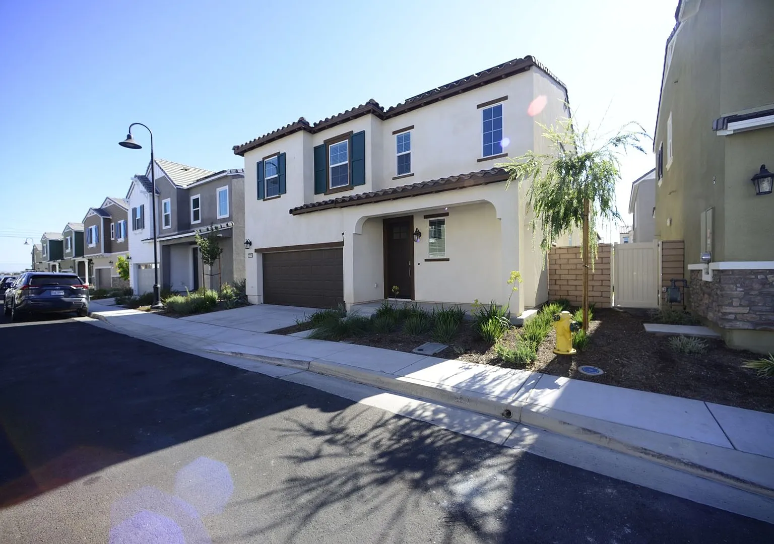 Stunning 4BR House in Menifee — Photo 1