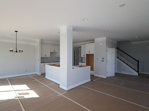 4th image of 10641 Mangrove Dr