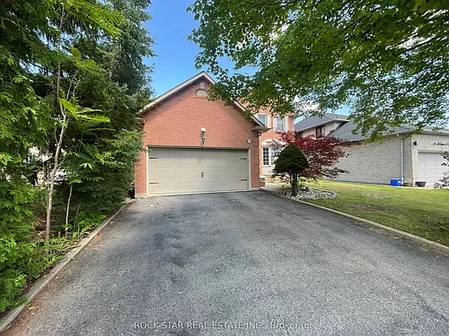 106 Milbourne Cres Photo 1