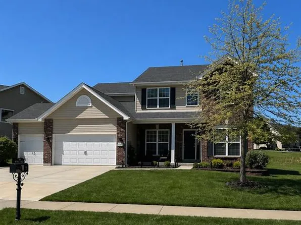 255 Mason Glen Dr, Lake Saint Louis, MO 63367