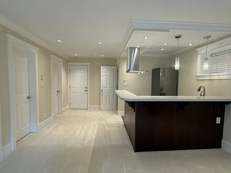 1877 W 37th Ave — Photo 3