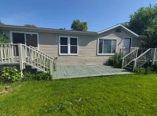 85 Park Estates Dr #85, Belleville, MI 48111