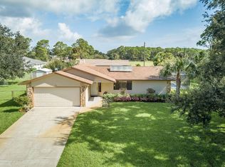 561 Vermont St NE, Palm Bay, FL 32907