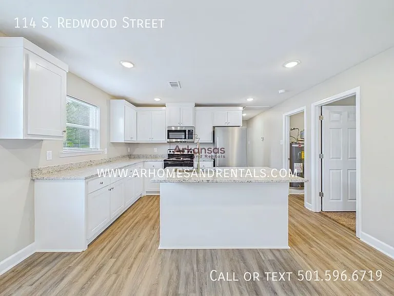 114 S Redwood St — Photo 4