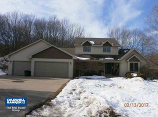N6174 Colleneen Ct, Manawa, WI 54949