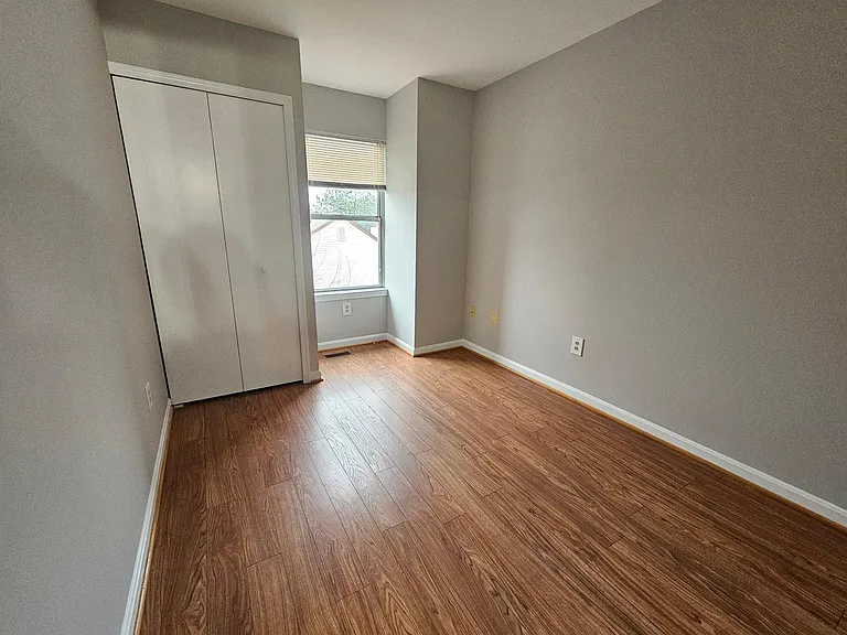 9510 Clocktower Ln — Photo 18