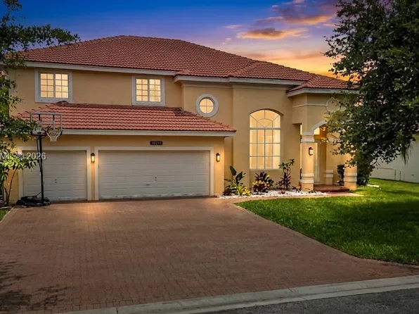 10214 NW 54th Pl, Coral Springs, FL 33076