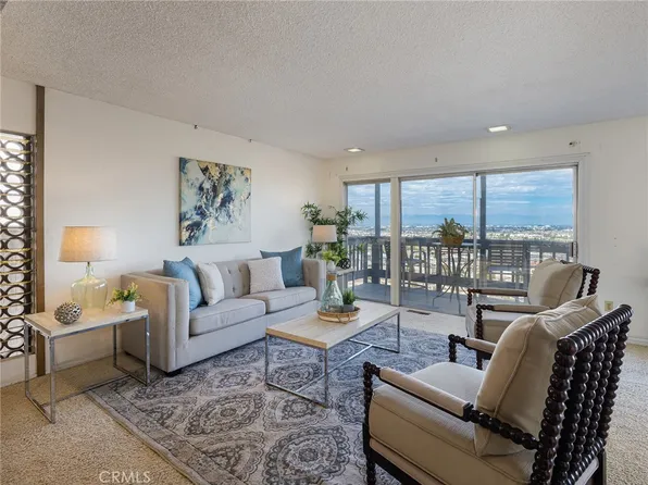 4201 Mesa St, Torrance, CA 90505