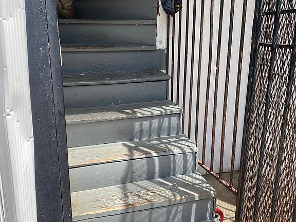 2nd image of 1223 Holbrook Ter NE