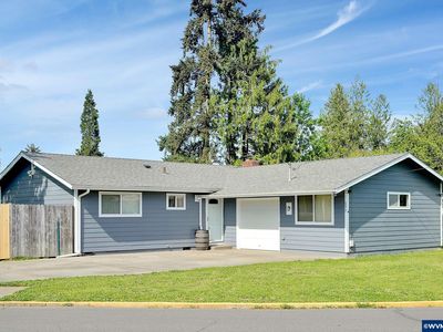 692 Bentley St, Monmouth, OR, 97361