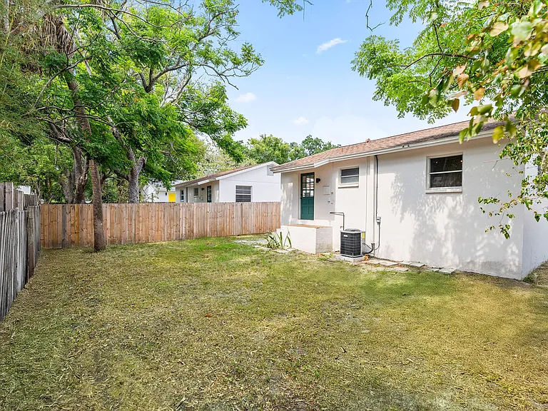 1028 Bass Blvd #C — Photo 13