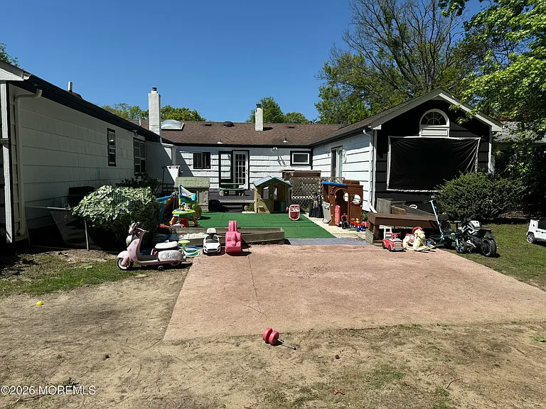 500 Freehold St — Photo 12