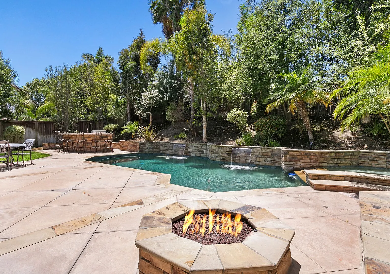 Beautiful 4-Bedroom Home with Private Pool & Spa in Laguna Niguel! — Photo 1