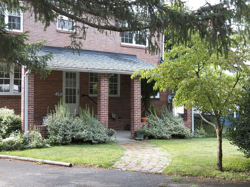 612 College Ave, Bluefield, WV 24701 Zillow