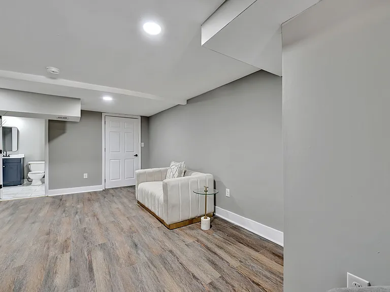 5008 Tuckerman St — Photo 18