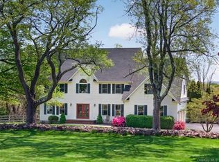 18 Almond Tree Lane, Warwick, NY 10990