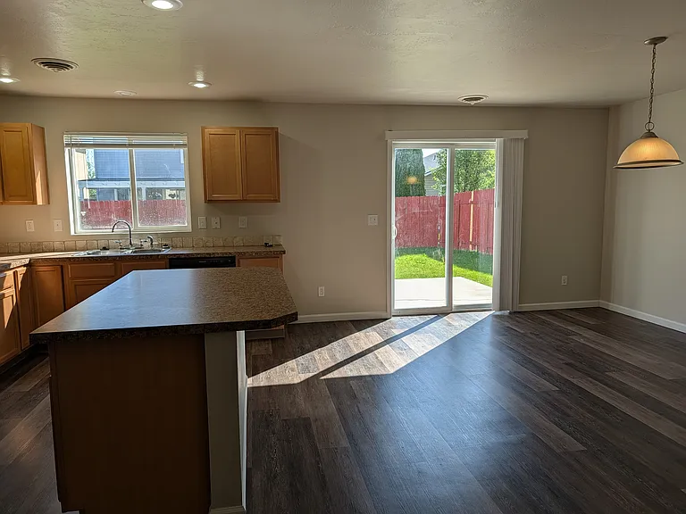 4354 S Glenmere Way — Photo 7