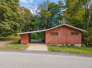 8 Cramer Ridge Rd, Lake George, NY 12845