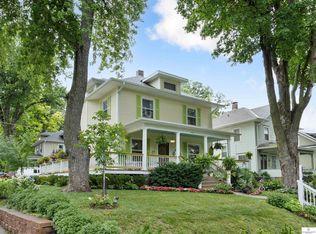 3724 Hawthorne Ave, Omaha, NE 68131