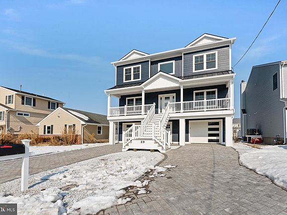 3rd image of 89 Club House Rd