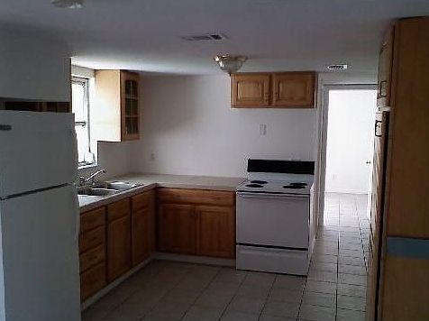 2nd image of 11200 Harding Dr