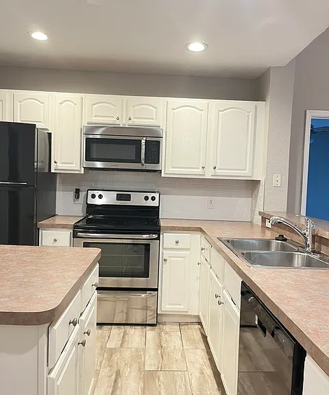 970 Spring Garden Ave — Photo 7