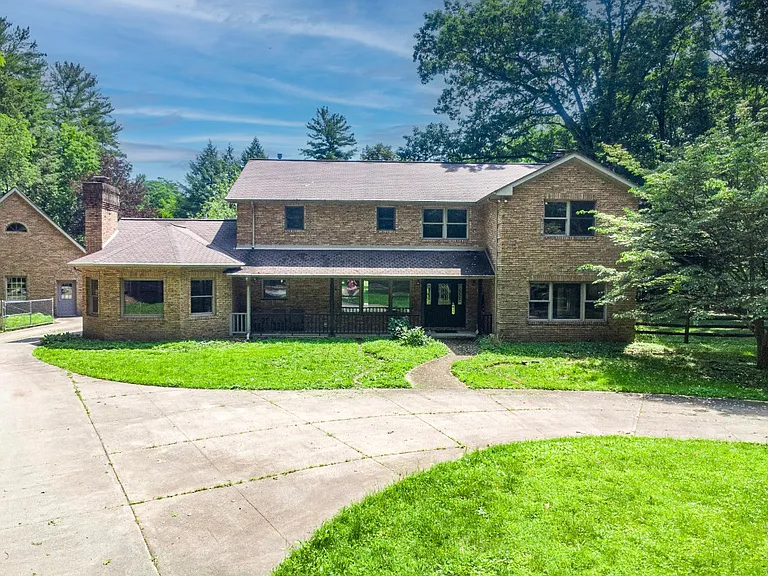 3423 Yellow Creek Rd — Photo 133