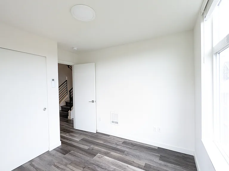 33 W Etruria St — Photo 19