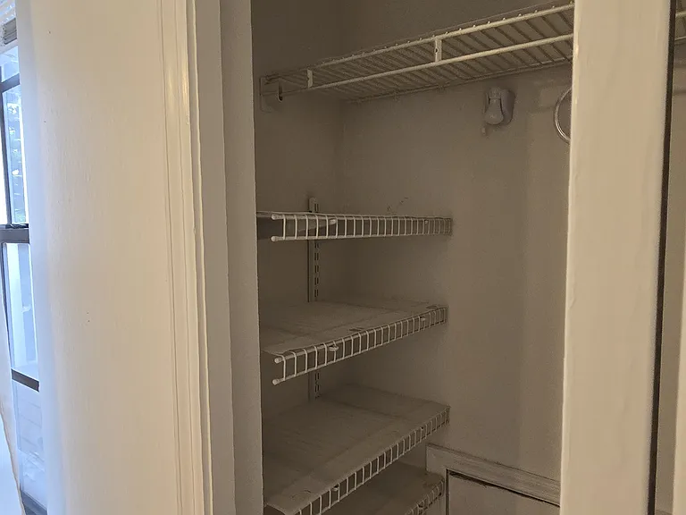 1000 W Horatio St #220 — Photo 27