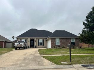119 Chartres Ct, La Place, LA 70068