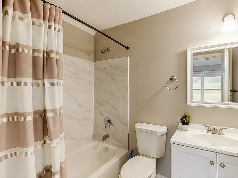 Full PRIVATE bathroom
