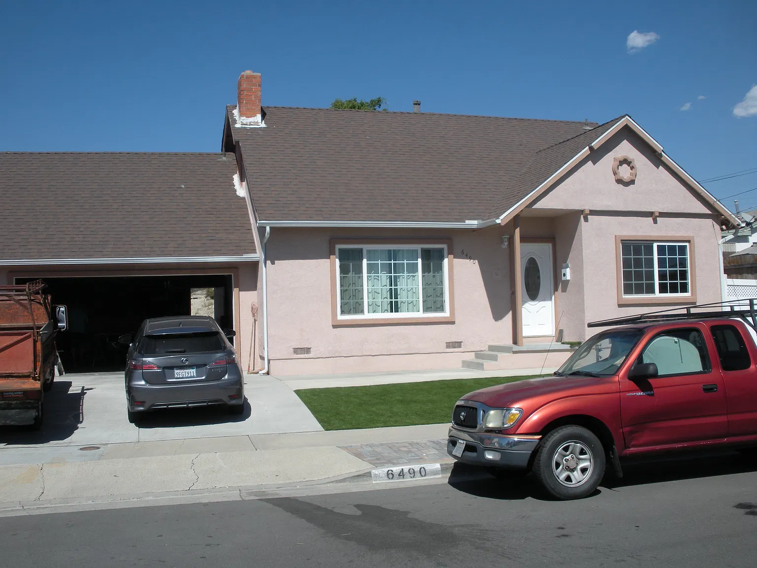 4 bed, 1566 sqft, $4,400 — Photo 3