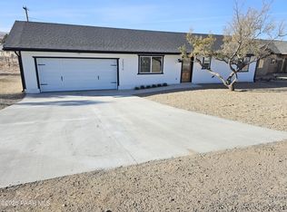 20576 E Ash Creek Rd, Mayer, AZ 86333