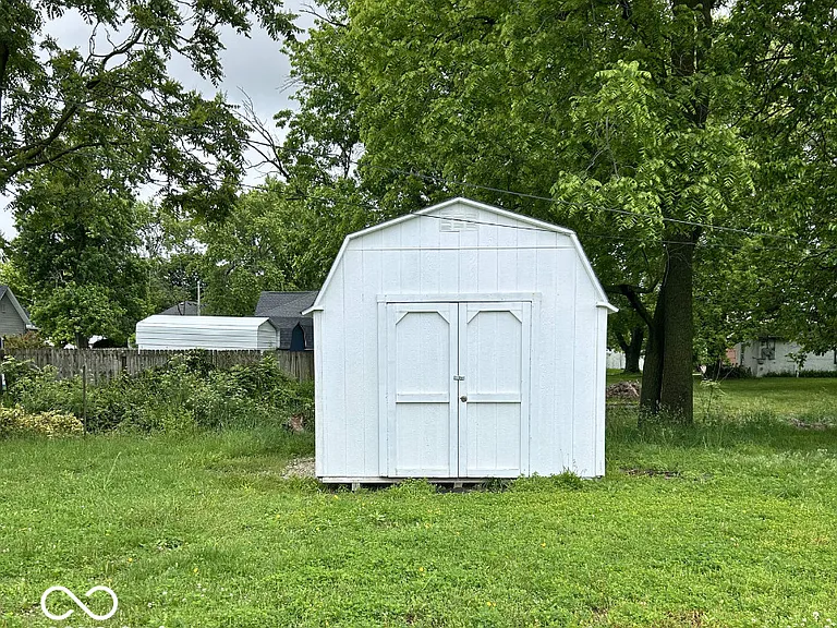 814 Powell St — Photo 30