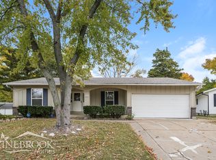 1043 Dividend Park Dr, Florissant, MO