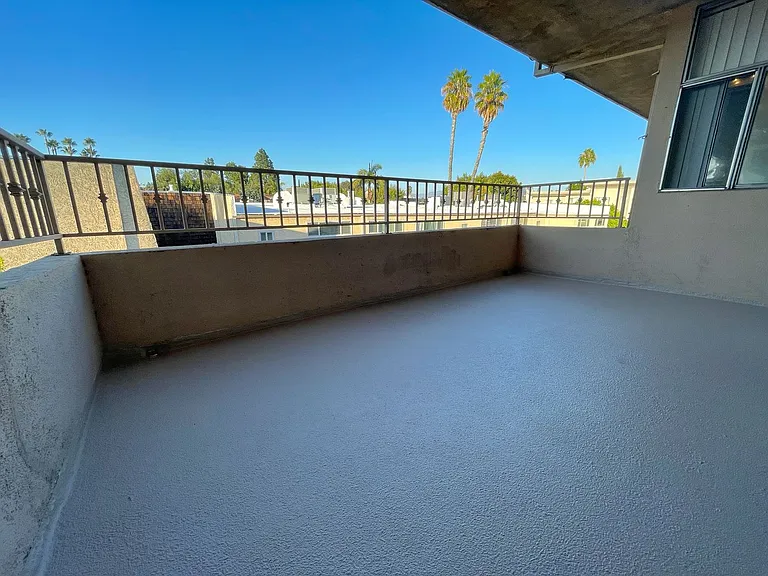 Willis Park North — Photo 10